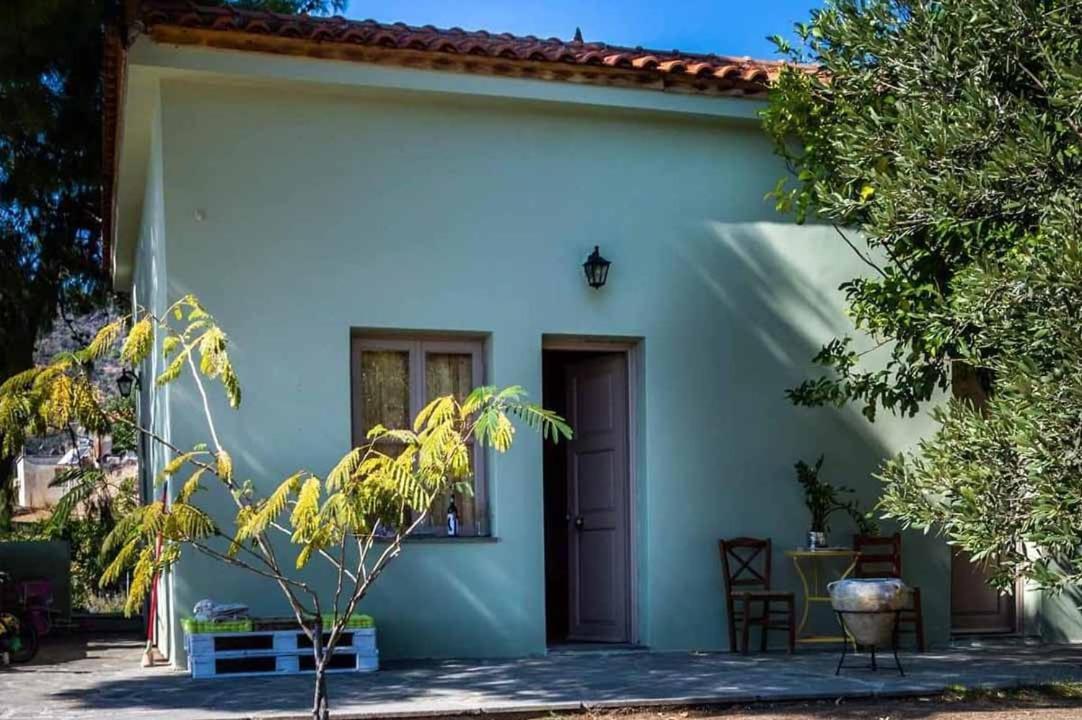 Hotel Arsinoe à Méthana Extérieur photo